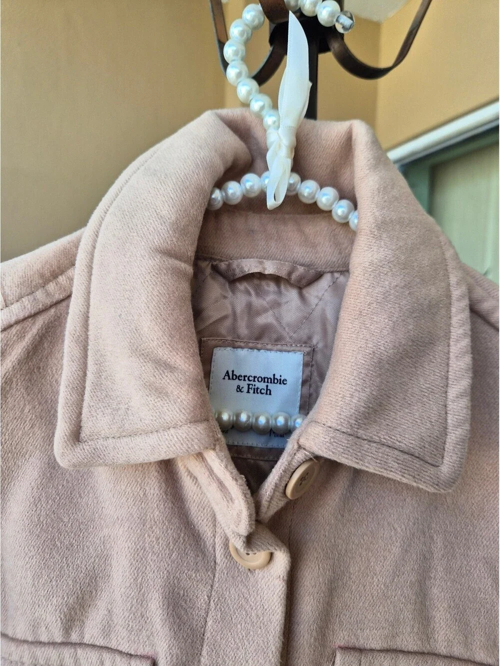 Abercrombie & Fitch Beige Shirt Jacket Size S [COPY]